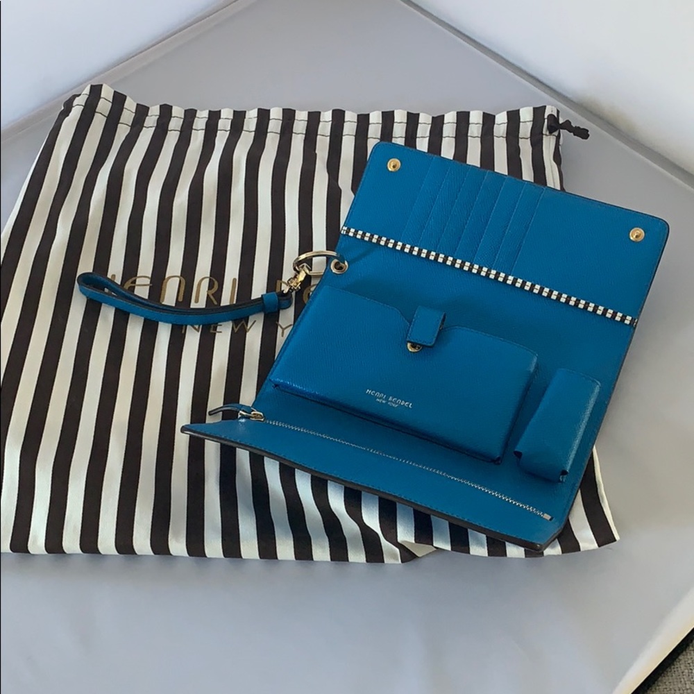 Uptown Organizer Wallet